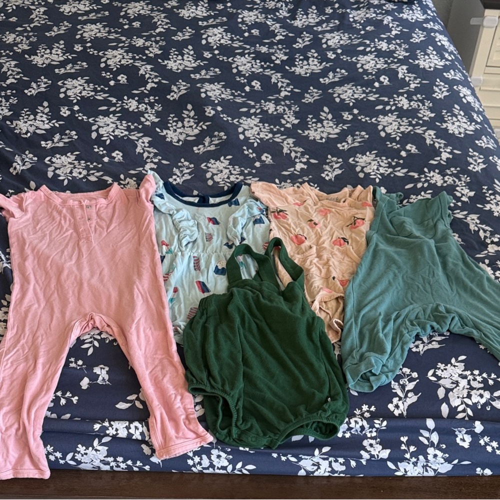 Kytebaby bundle of 2T bamboo Rompers, footies and overall